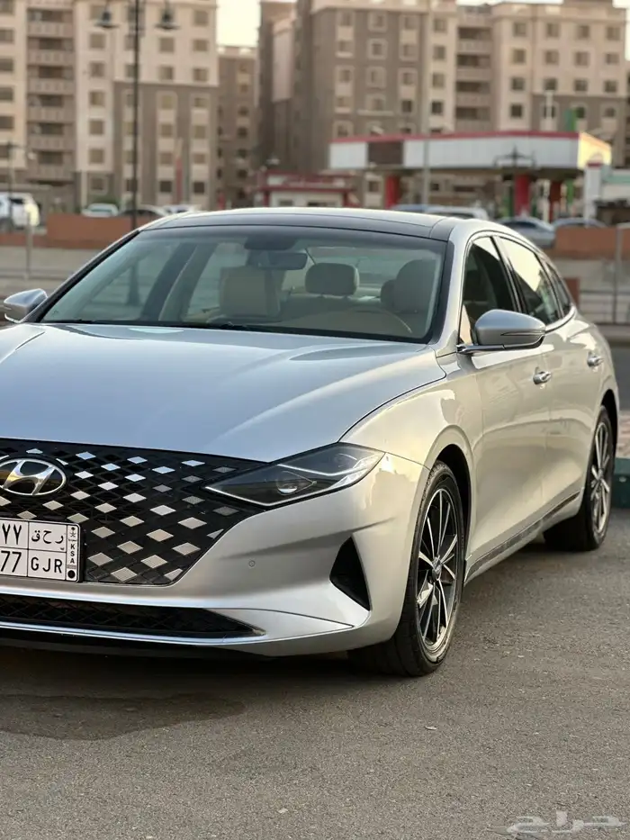هونداي ازيرا 2023 البيع 78000 الف 2