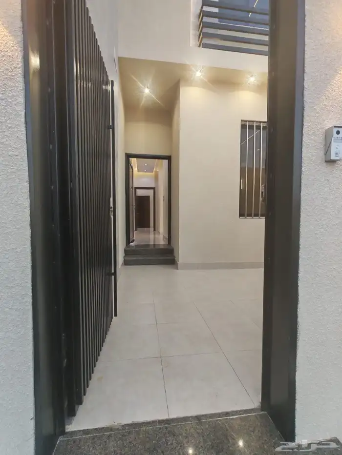 للبيع شقق ارضي و علوي مع سطح بمداخل مستقلة تماما من600 الف 5