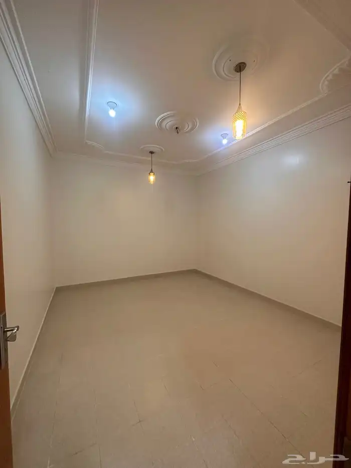 للإيجار شقق بخميس مشيط مخطط بن مشيط طريق الرياض 1