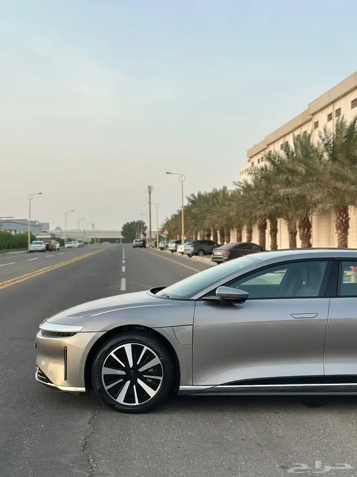 لوسيد AIR 2024 5