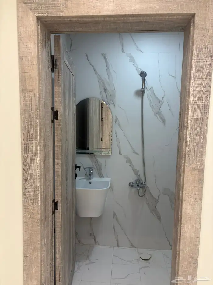 للإيجار شقة فندقية في عنيزة 5