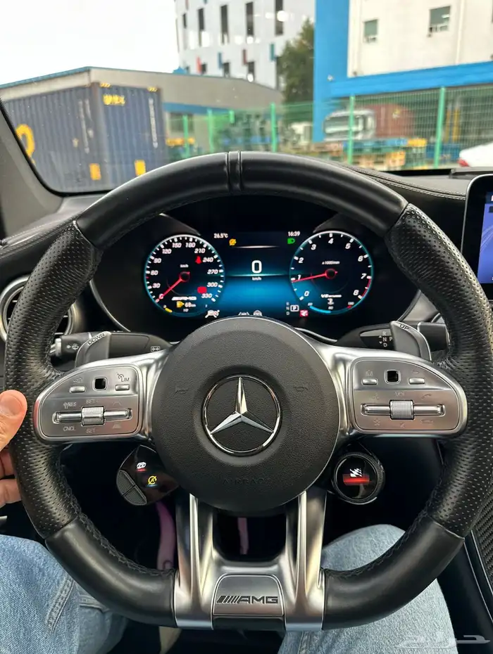 مرسيديس GLC 63 s 4MATIC 15