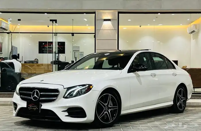 مرسيدس 2018 E300 ( بحالة ممتازة ) 0