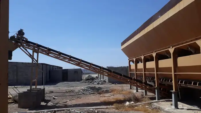 مصنع خرسانه وبلك للايجار 3