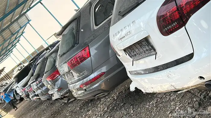 قطع غيار مرسيدس   قطع غيار بي ام 1