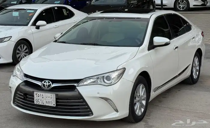 تويوتا كامري GLX بنزين 2017 2