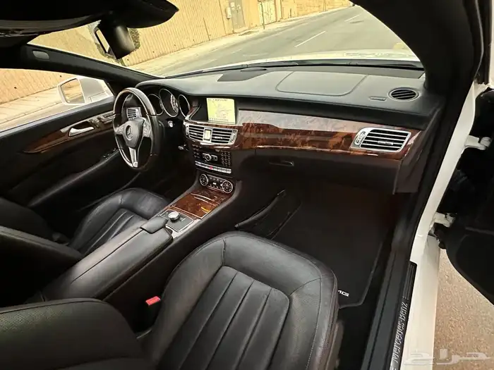 مرسيدس CLS350 2014 عداد قليل 26