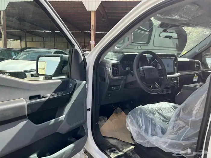 فورد F150 2024 XL محرك 8سلندر 4