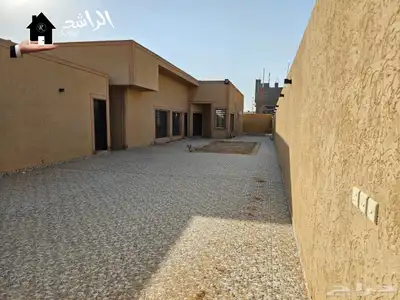 شاليه للبيع بحي الرمال بعنيزة index