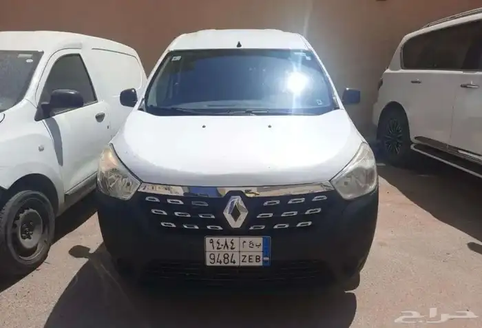 البيع عدد 4 فان بضائع نوع رينو دوكر 2019 3