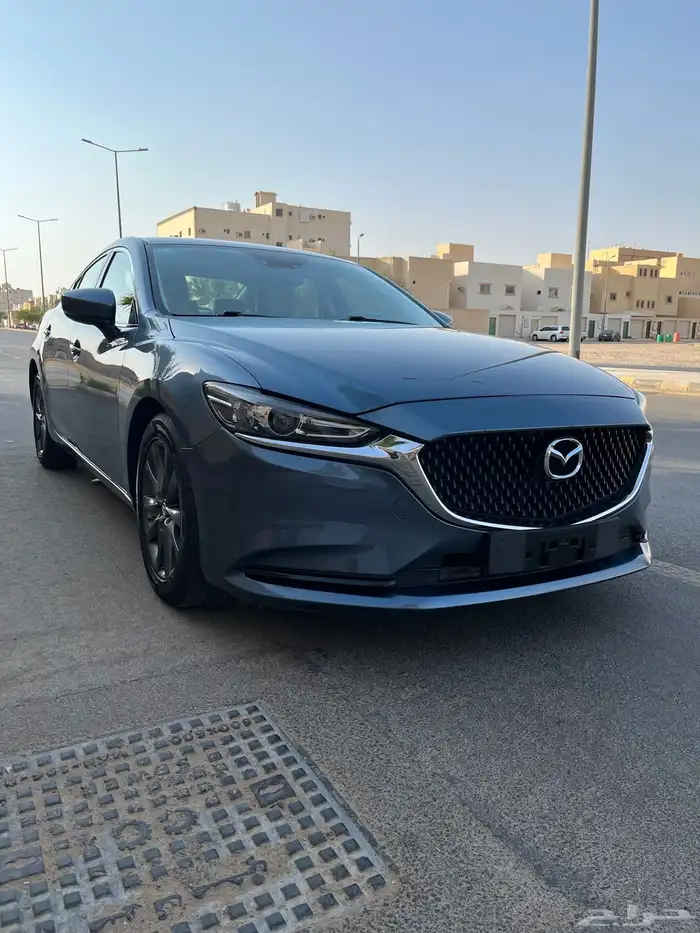 مازدا 6 2022 لون مميز 3