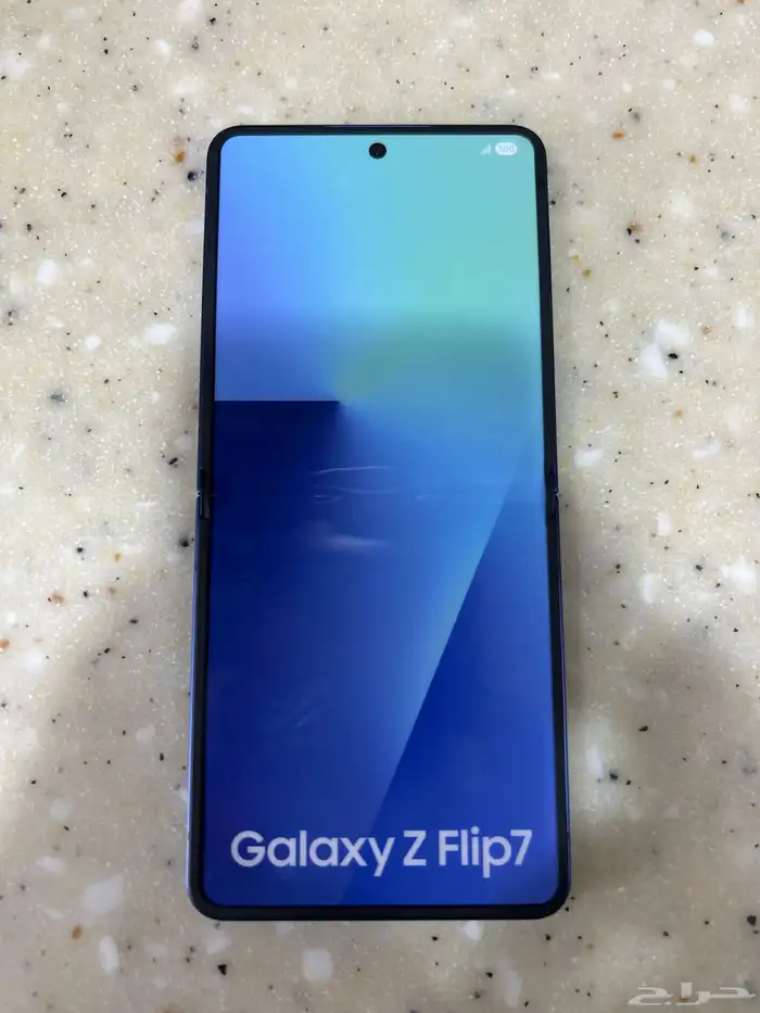 مجسم سامسونج z فليب 7 1
