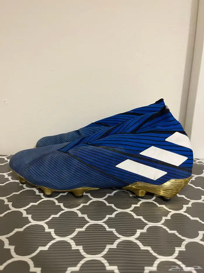 جزمة رياضية كرة قدم 2