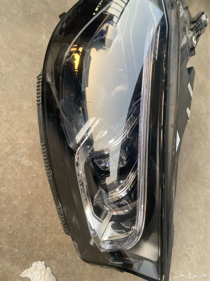 شمعه يمين مرسيدس بنز GLS 63 0