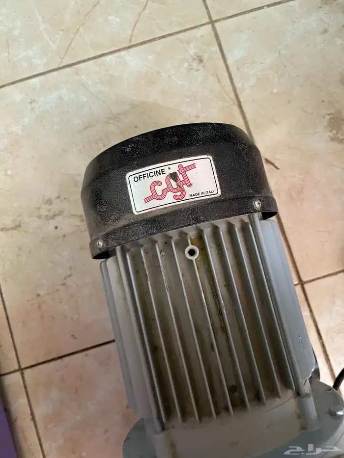أغراض مطعم للبيع 9
