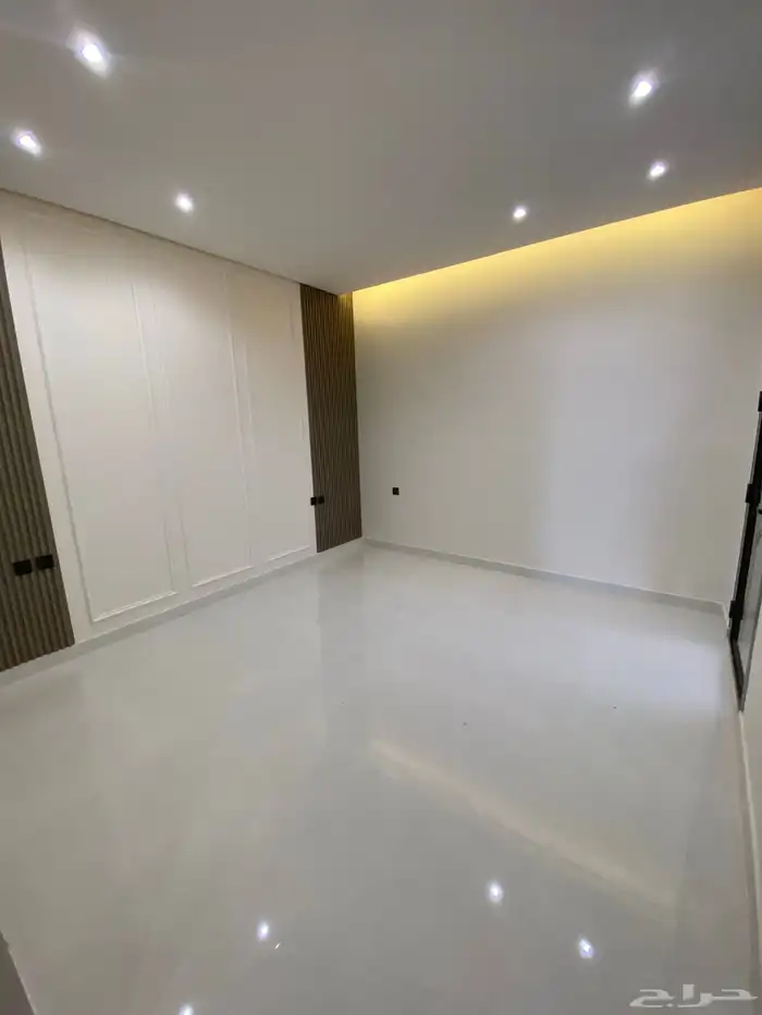 فلل روف أرضيه وعلويه حي الصفا 690 16