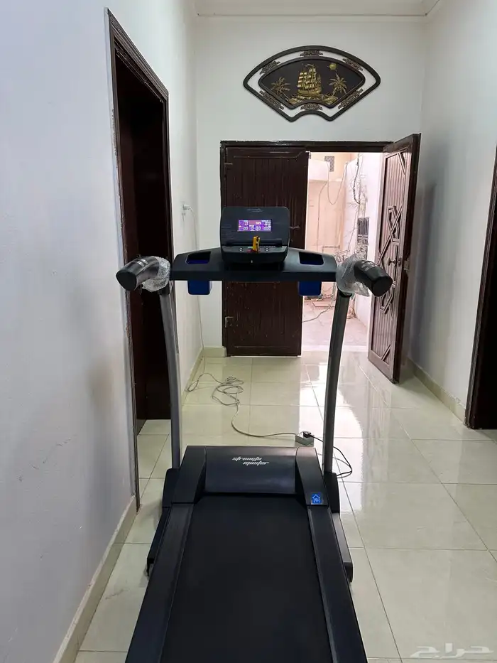 جهاز سير كهربائي حجم كبير نضيف للبيع 7