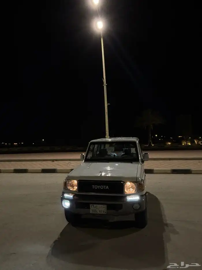 للبيع جيب ربع 2011 على شرط 31