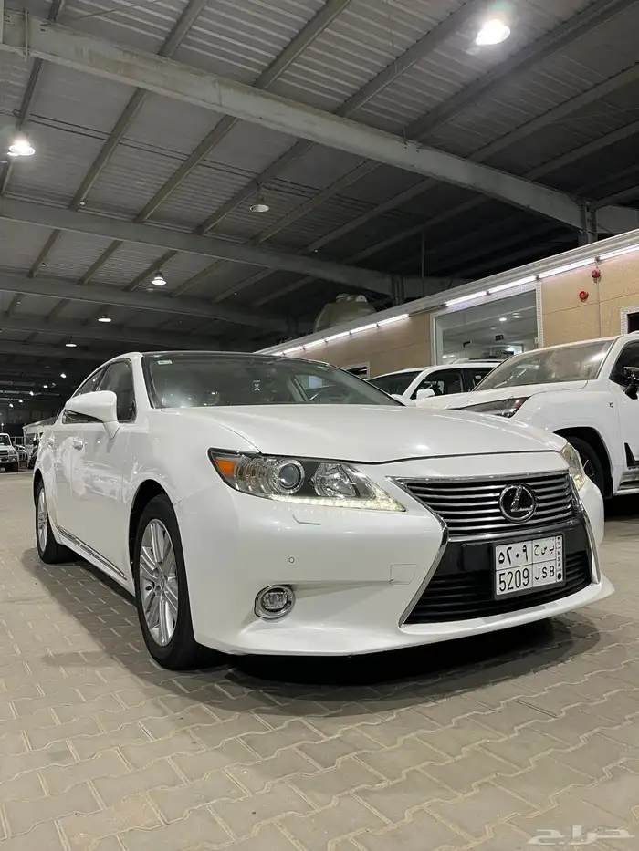 لكزس 2015 es 350 شبه الجديد 4