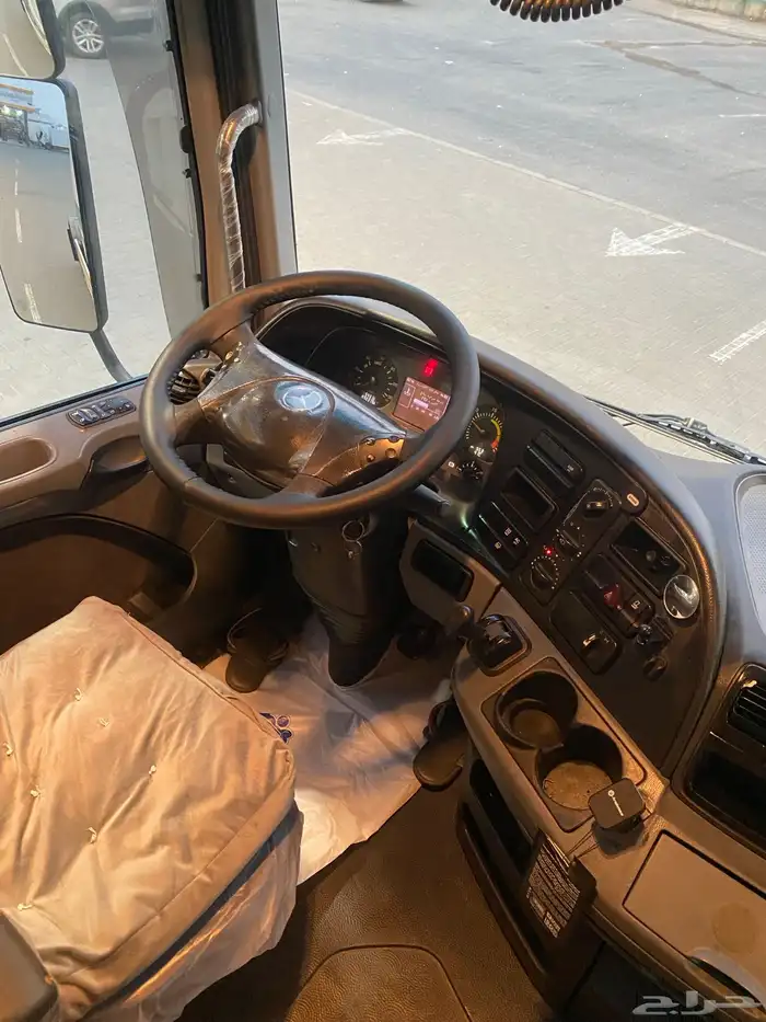 راس اكترس 11