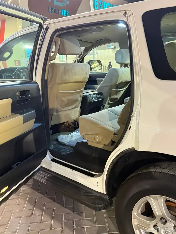 للبيع سكويا موديل 2015 دبل ثلاجه 7