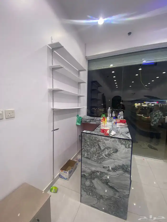 محل للتقبيل 1