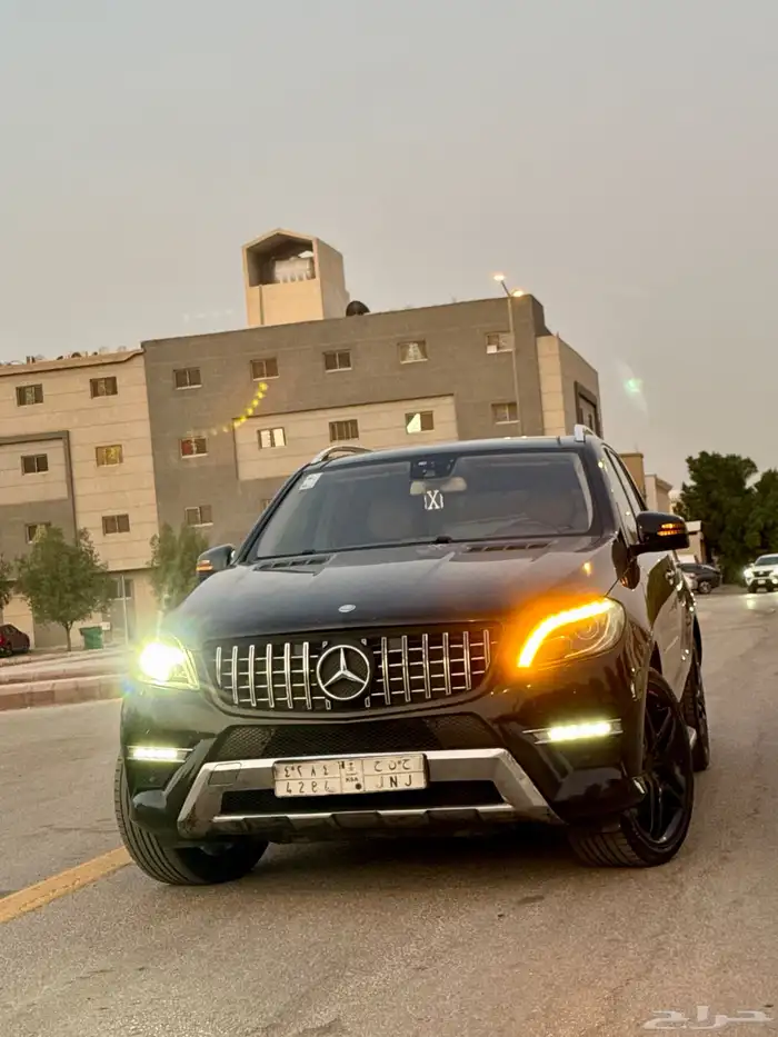 مرسيدس جيب للبيع بسعر مغري فل كامل اعلى صنف نضيف على الشرط 50