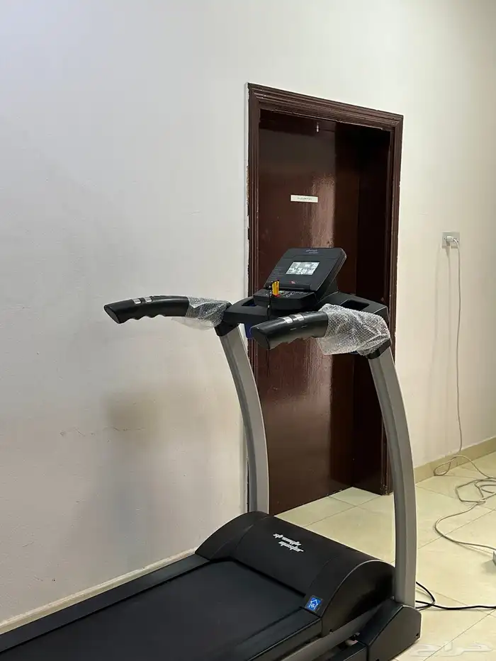 جهاز سير كهربائي حجم كبير نضيف للبيع 3