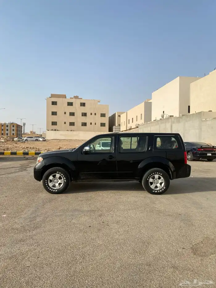 باثفندر 2006 اسود بدي محركات وكاله 1