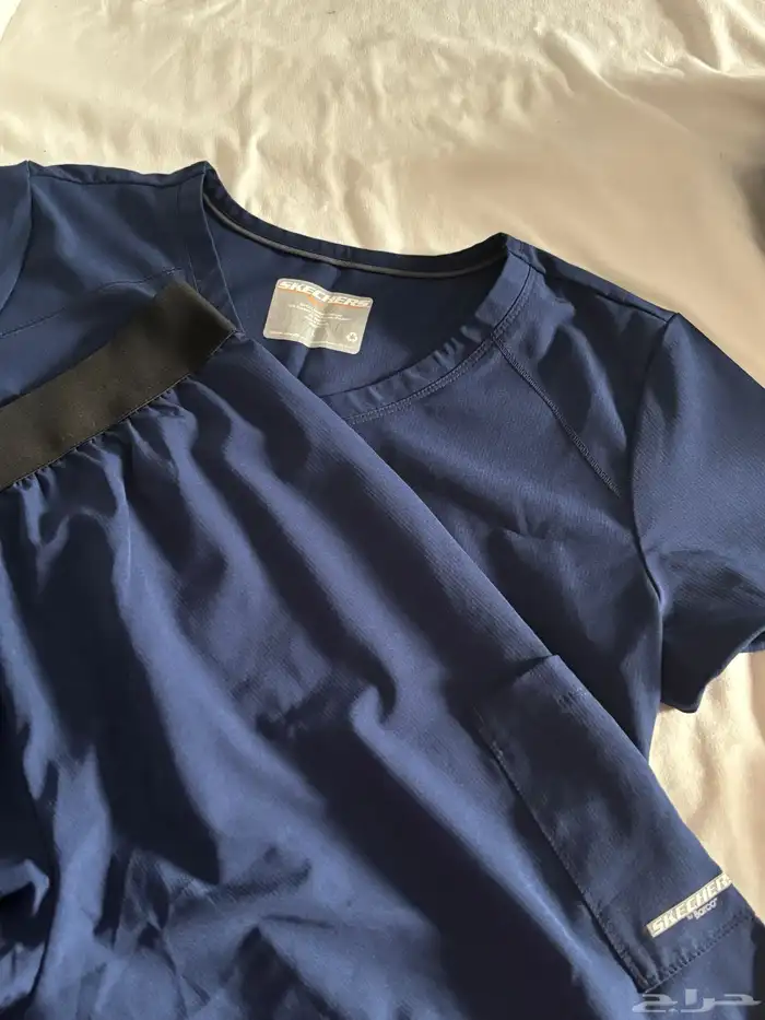 سكرابات سكتشرز طبيه قياس M L 4