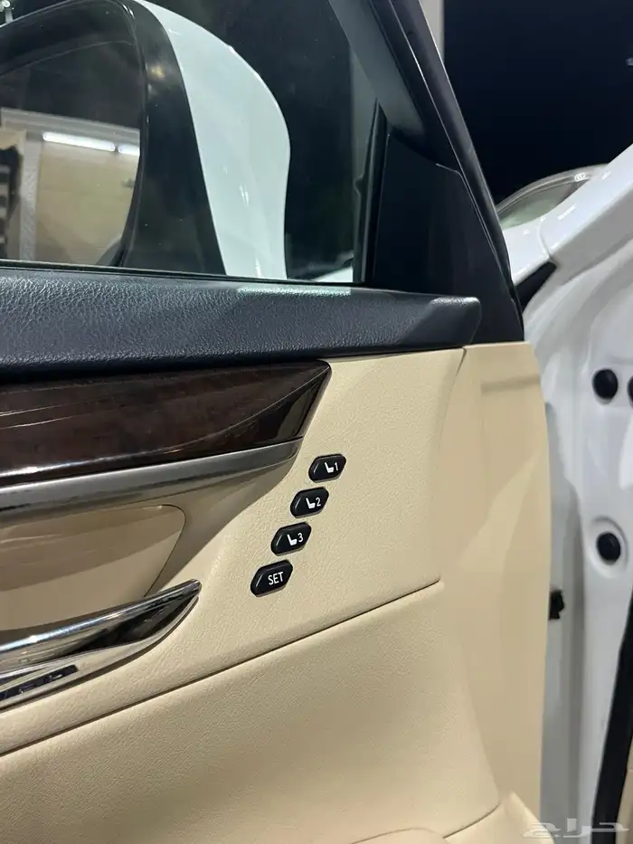 لكزس 2015 es 350 شبه الجديد 21