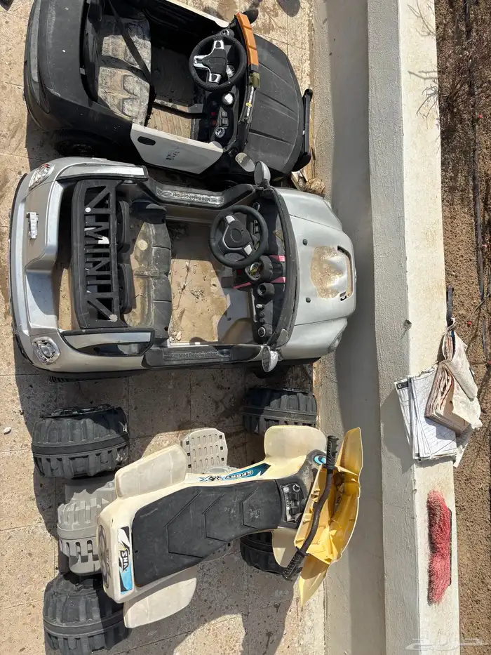 سيارتين كهرباء ودباب كهرباء للبيع العاب 8