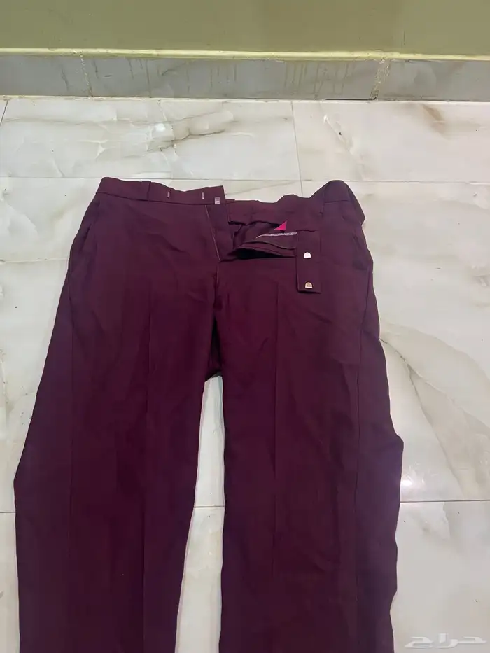 بدلة حراسات أمنية عنابي سكري وعنابي 1