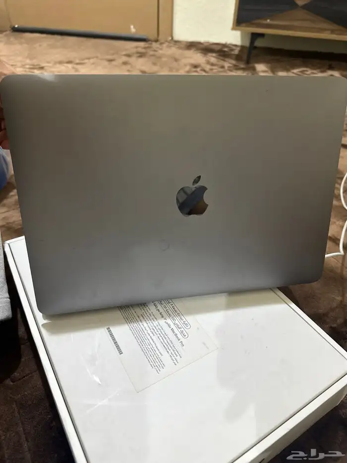 للبيع ماكبوك برو M2 13 inch 2