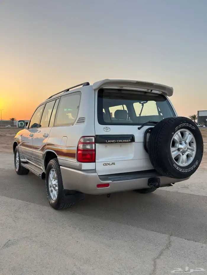 تويوتا لاندكروزر 2005 GXR 5