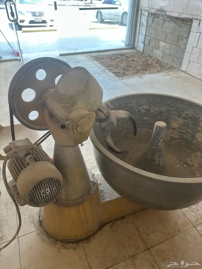 عجانه اكبر مقاس مع اغراضها 2