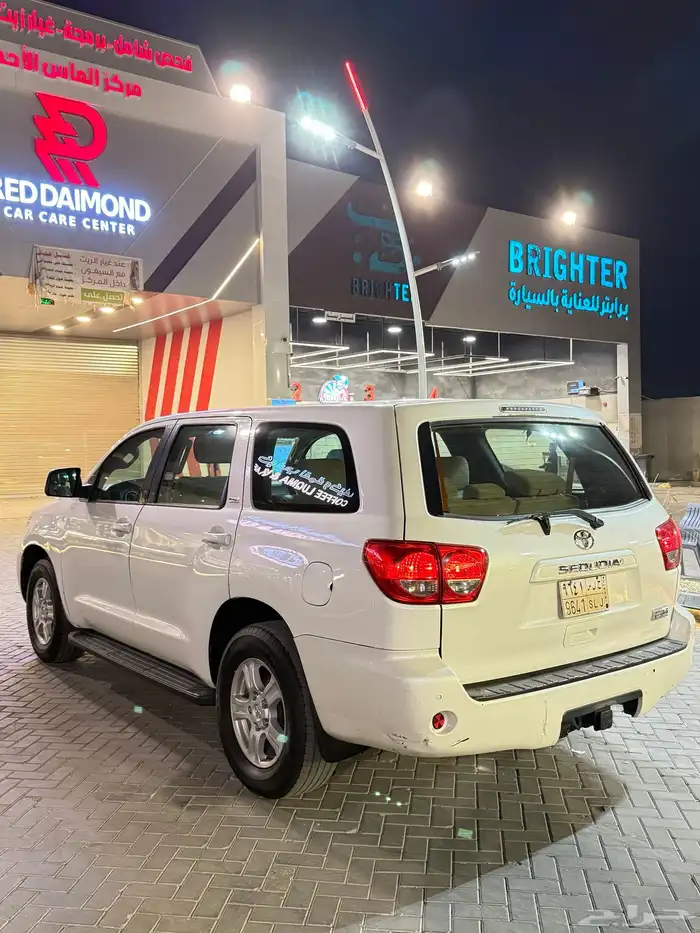 للبيع سكويا موديل 2015 دبل ثلاجه 4