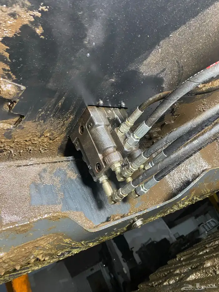 تخصص بوكلينات كل ما يخص الهيدروليك 4