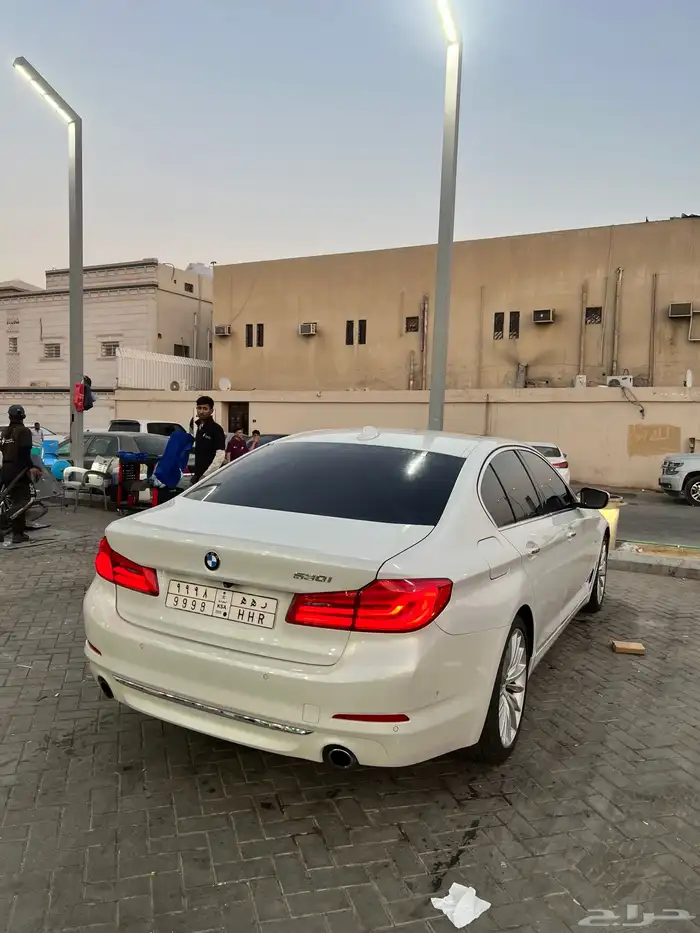 بي ام دبليو الفئه الخامسه BMW 530i luxury اعلى فئه 5