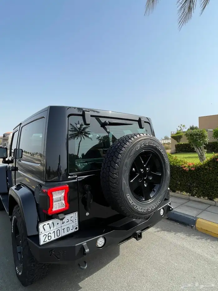 جيب رانجلر صحارى نظيف للبيع 0