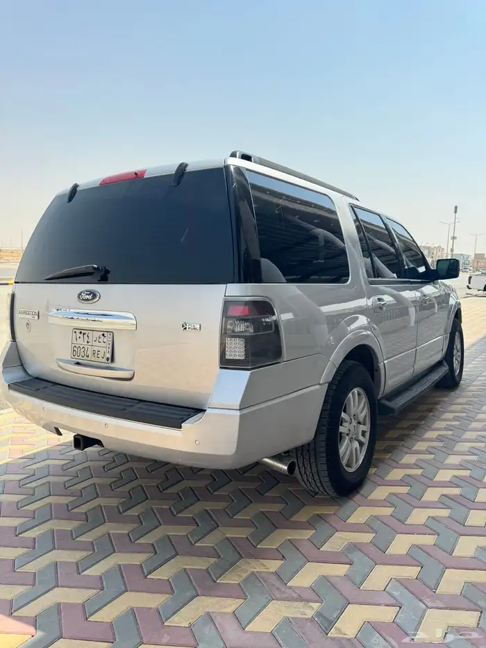 فورد اكسبيشن 2014 5