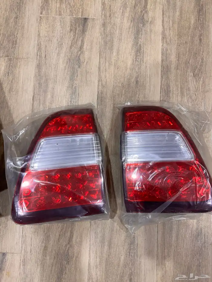 مصباح خلفي لاند كروزر من 1998 إلى 2007 0