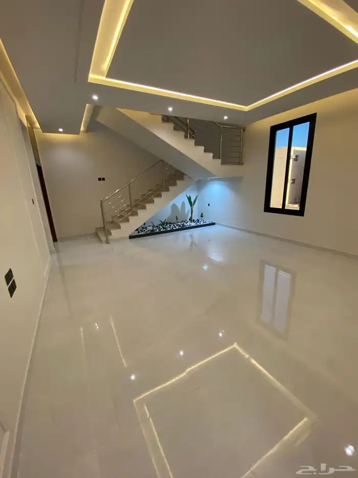 فلل روف أرضيه وعلويه حي الصفا 690 22