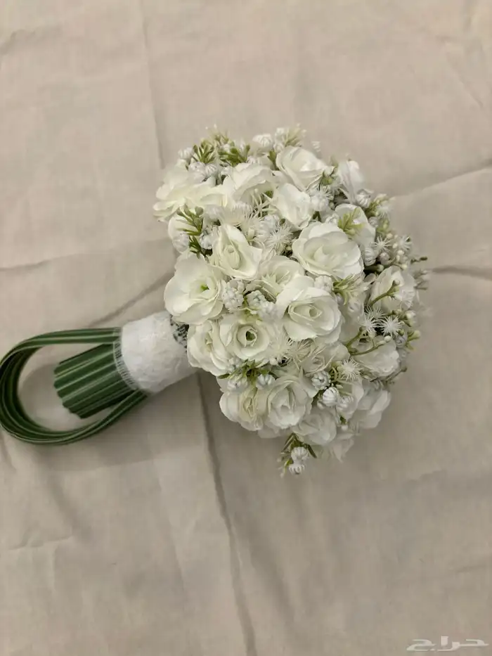 مسكة زواج ورد صناعي السعر 250 2