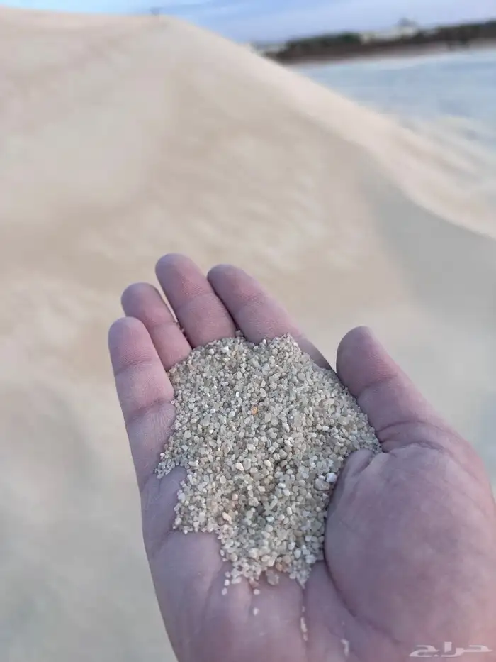 silica sand all sizes are available   including high 18