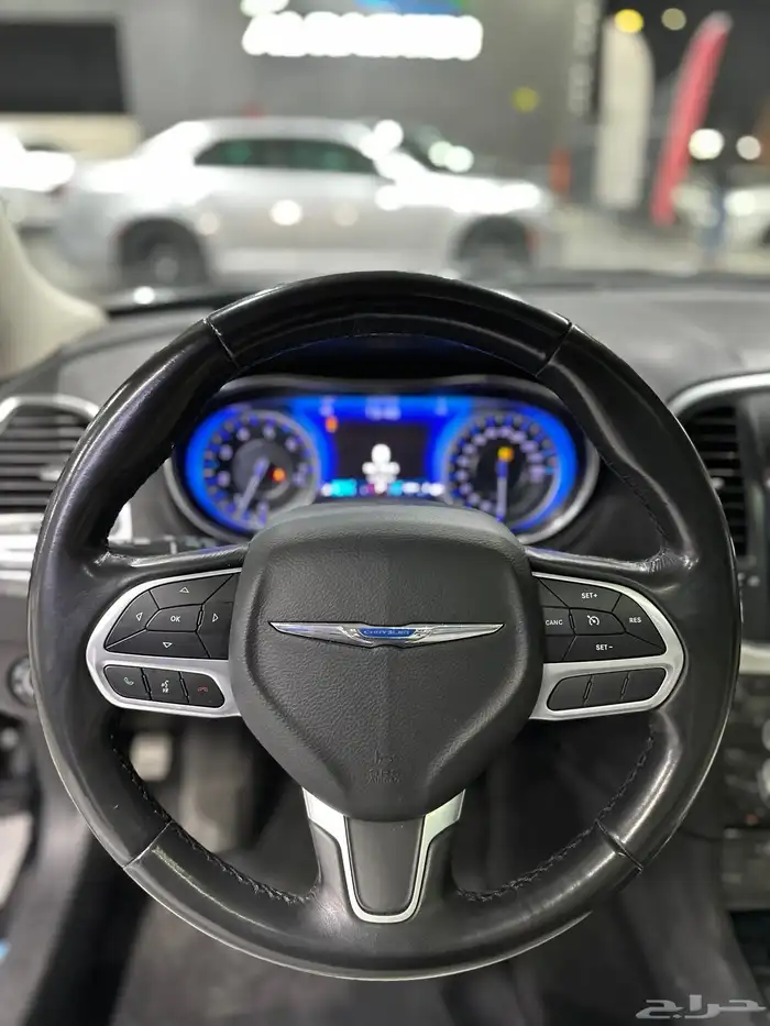 كرايزلر C300 اسود 2021 هيمي V8 5.7 هيمي معرض(الرشيدي) 17