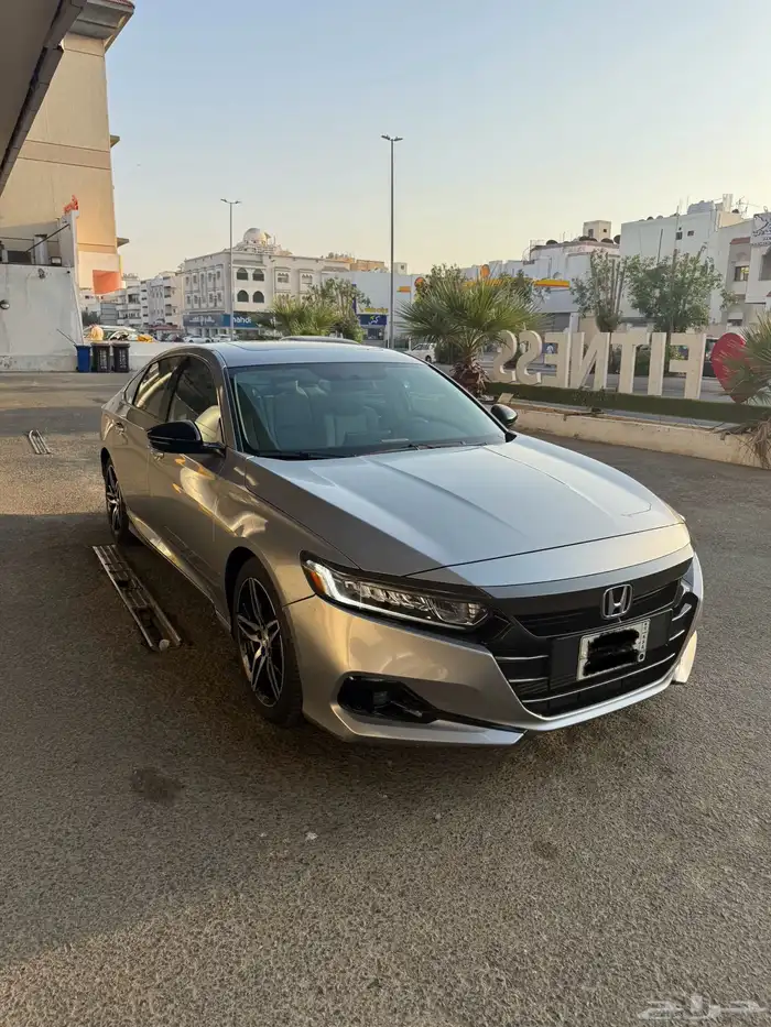للبيع هوندا أكورد سبورت 2021 - اول مالك 1
