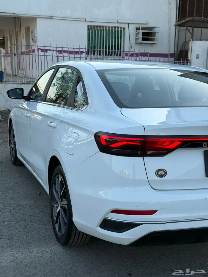 جيلي امجراند 7 موديل 2023 البيع 32000 الف 12