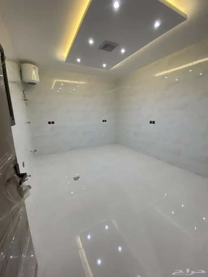 فلل روف أرضيه وعلويه حي الصفا 690 18