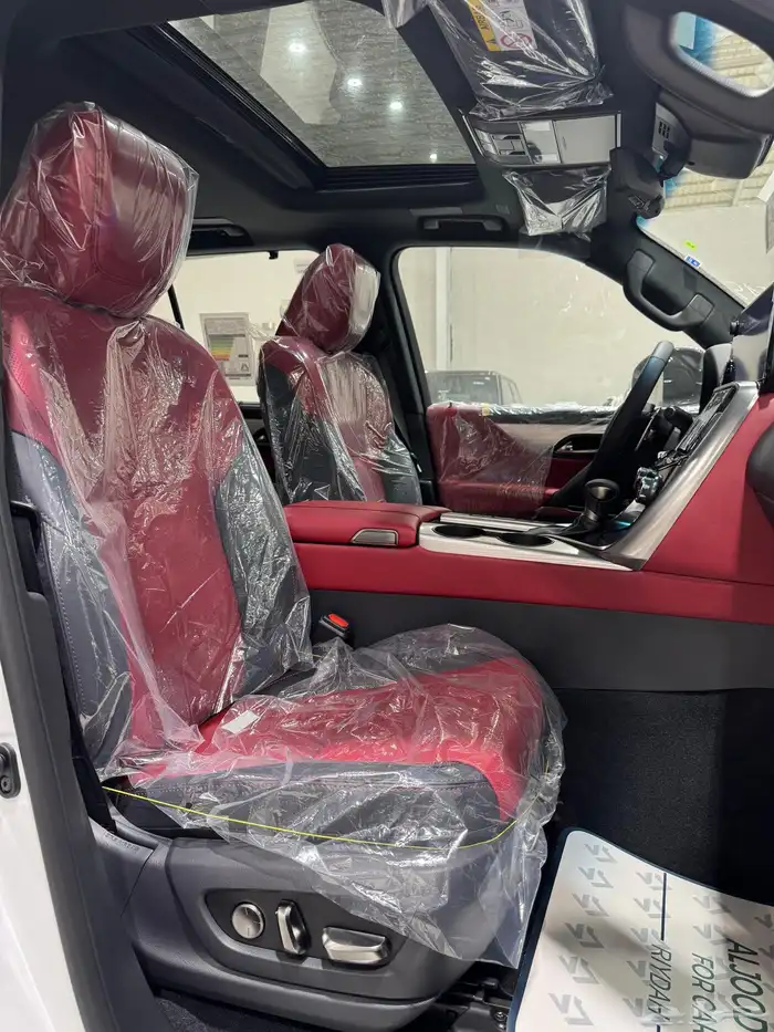 جيب لكزس LX 600 اف سبورت موديل 2025 فل كامل سعودي جديد 9